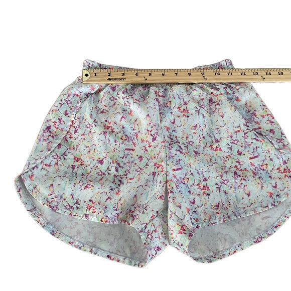 All In Motion - Girls Running Shorts Size:XL - Picture 3 of 5